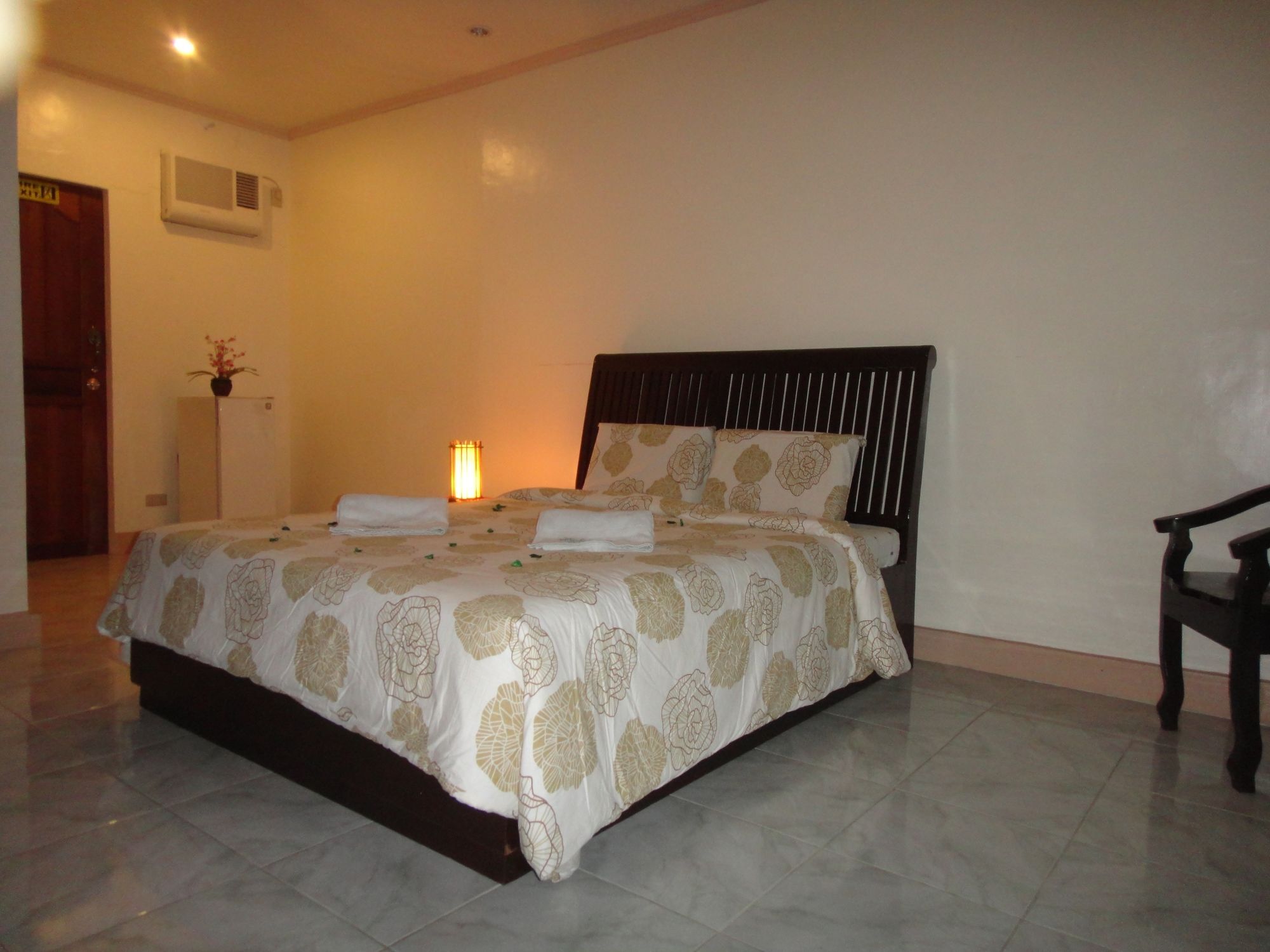 Hillside Resort Puerto Princesa Exterior photo