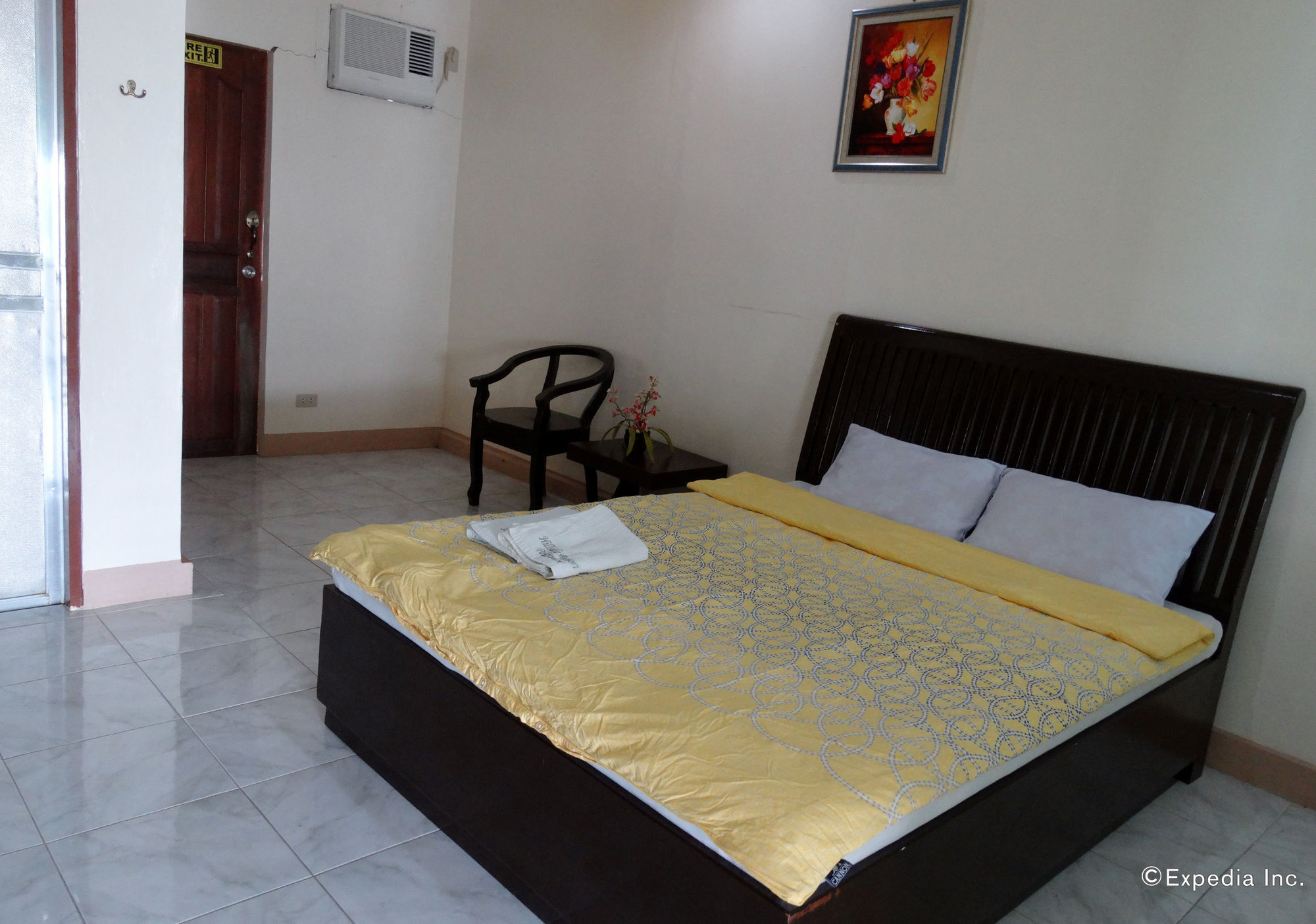 Hillside Resort Puerto Princesa Exterior photo
